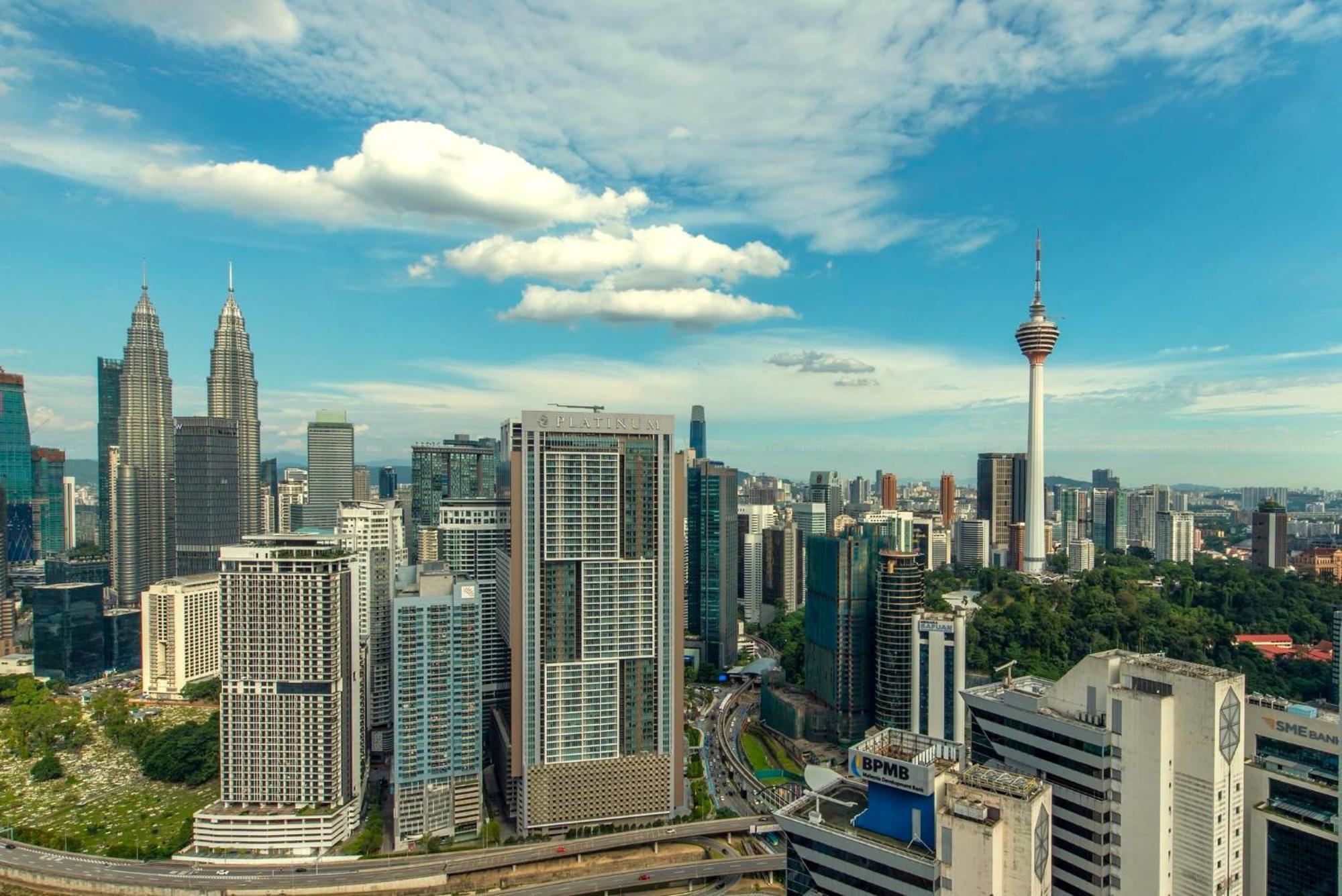 The Luxe Suites Infinitum Klcc — Photos 2
